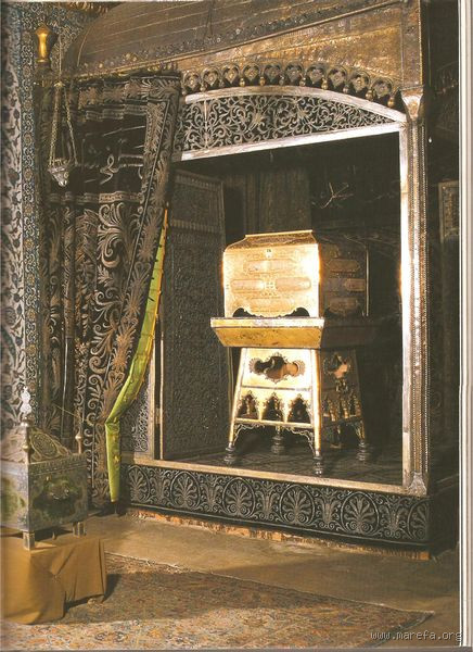 هل يوجد من آثار النبي ﷺ؟ (حقيقة الآثار النبوية بين الواقع والأسطورة)