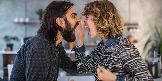 كيف تعرف أن المرأة لم تعد تحبك؟ علامات لا يمكن تجاهلها