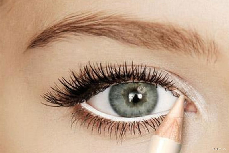 كيف يكون جمال العيون؟ اكتشف أسرار الجمال الخفي!