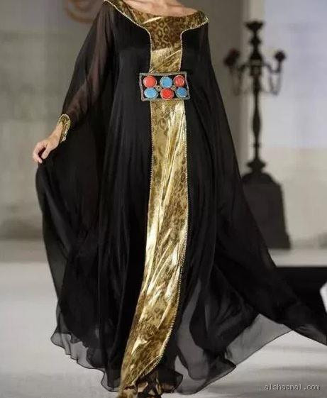 ماذا تلبس السعوديات؟ اكتشف أزياء المرأة السعودية