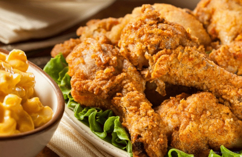 من أي بلد أتى دجاج كنتاكي؟