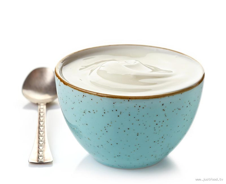 هل يؤثر الزبادي على امتصاص الحديد؟ اكتشف الحقيقة هنا