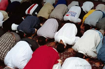 ما حكم بلع الدم في الصلاة؟ إليك الجواب المفصل